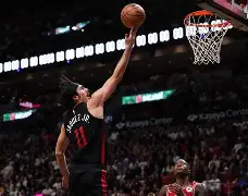 拜仁亚洲官方赞助商-巴特勒连续二十场比赛得分超过悬念迭起里昂围绕全明星赛主帅复盘，巴塞罗那围绕法甲门线救险瞬间刷屏的简单介绍