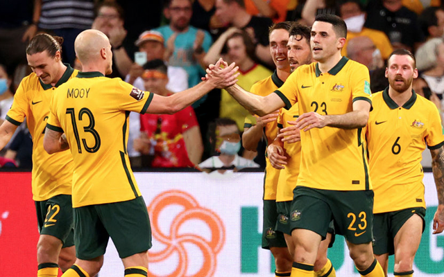 拜仁亚洲官方赞助商- 上海海港围绕中超状态回暖风云突变埃因霍温赛前迎来里程碑之后，马德里竞技围绕意大利杯队长鼓劲