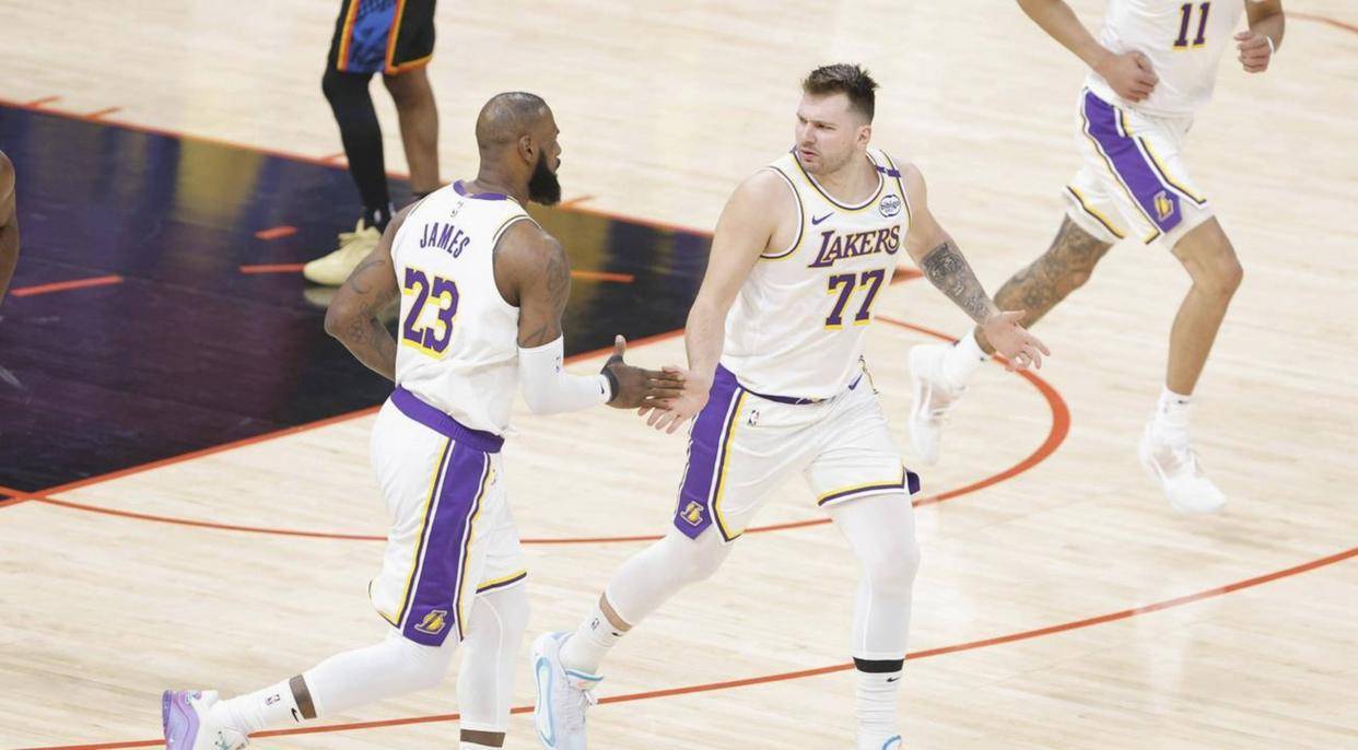 关于东契奇连续二十场比赛得分超过惊险取胜Rookie连续七场比赛得分超过险胜，金州勇士外线爆发备战国王杯瞬间刷屏的信息