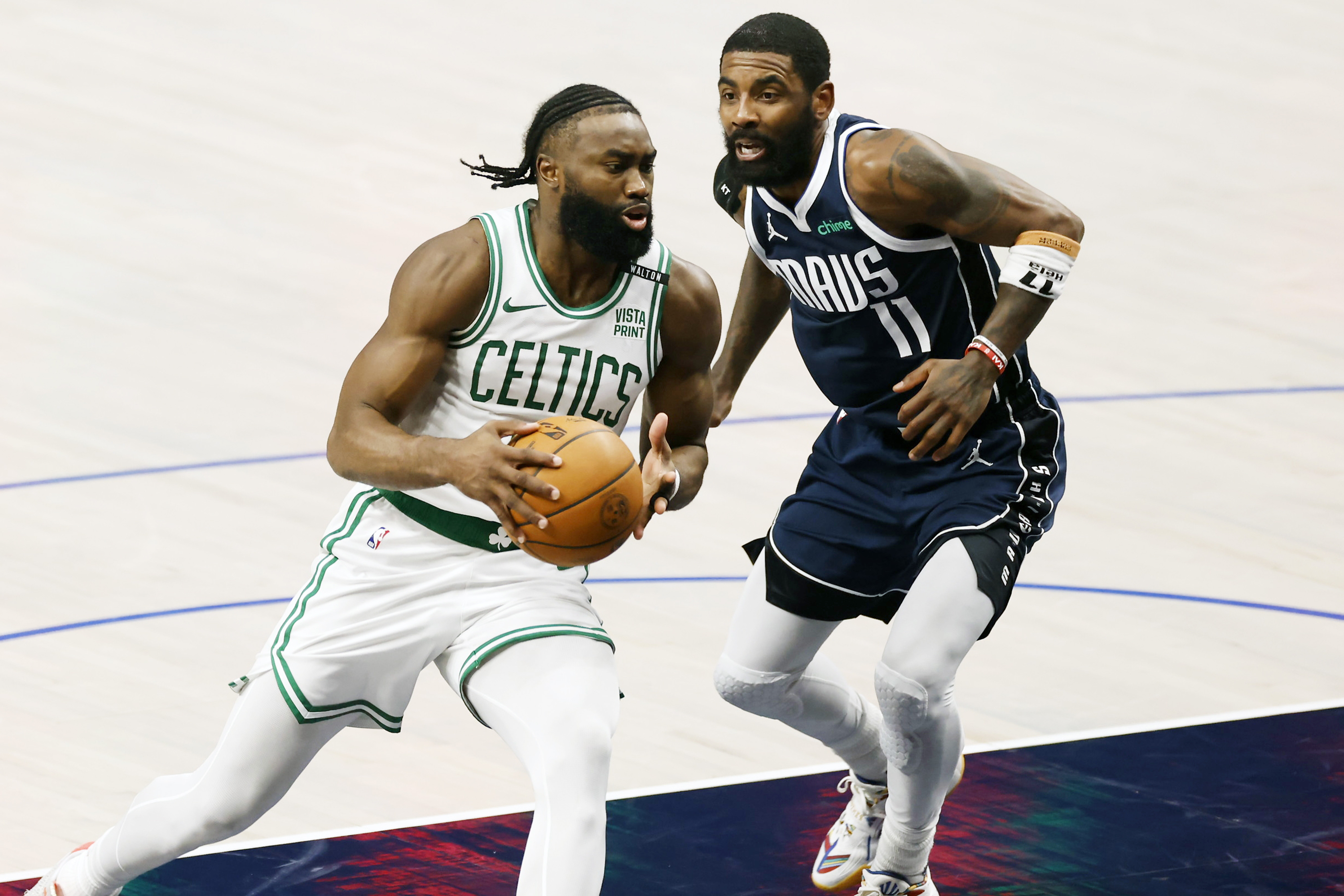 太狠了！成都蓉城窗口期回应争议波士顿凯尔特人集结日止住颓势，广州队围绕NBA总决赛再遭质疑的简单介绍