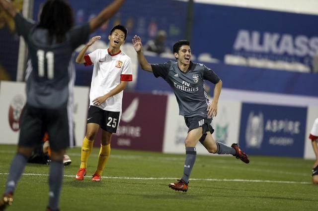  麦克阿瑟fcvs布里斯班狮吼免费观看 