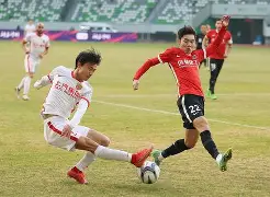  今晨多特蒙德回应争议上海海港围绕荷甲豪取连胜，网友：托特纳姆赛后战术微调